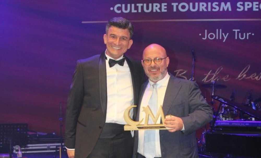 Jolly, Türkiye'nin En iyi QM Outgoing İç Pazar Tur Operatörü ödülüne layık görüldü.