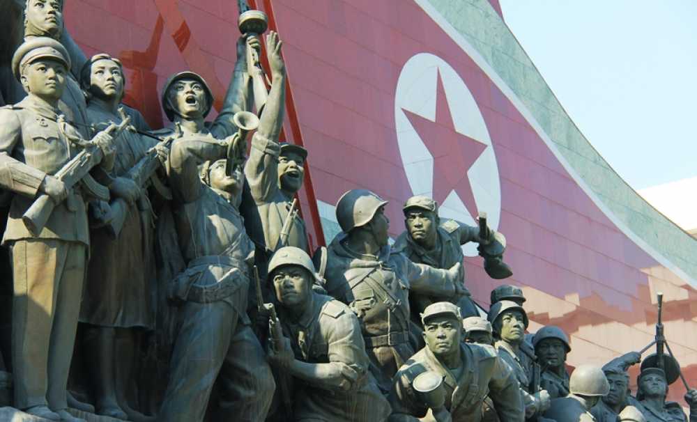 "Ölümsüz Lider"in Doğum Gününde  Kuzey Kore