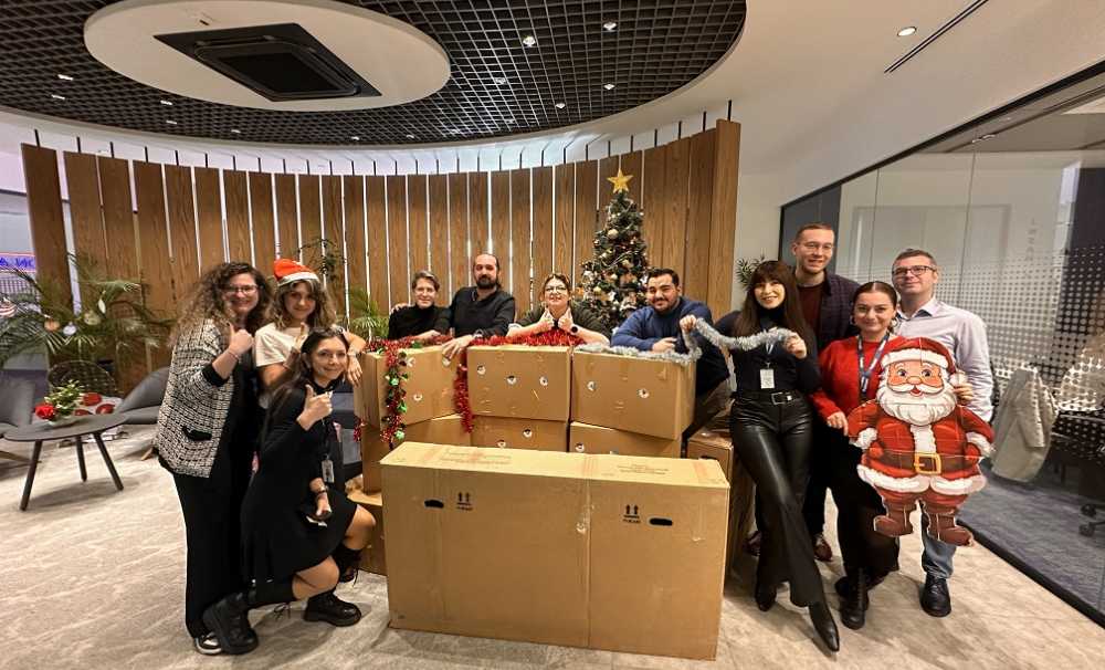 Tatilsepeti’nde gelenekselleşen Dilek Ağacı etkinliği LÖSEV işbirliğiyle gerçekleştirildi.