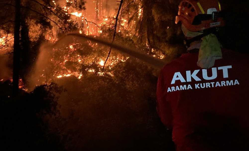 AKUT, 118 insanın ve yüzlerce hayvanın kurtarılmasına destek oldu..