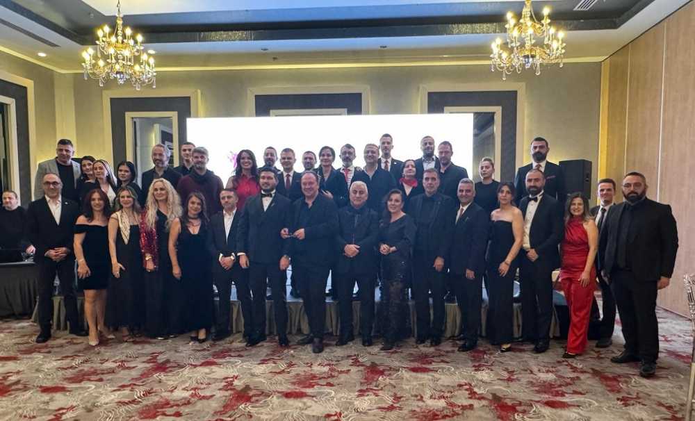 YEPUD, üyeleri  ve davetlilerin katılımıyla unutulmaz bir yılbaşı gecesine ev sahipliği yaptı.