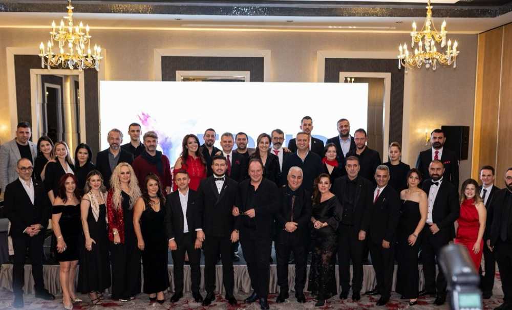 YEPUD, üyeleri  ve davetlilerin katılımıyla unutulmaz bir yılbaşı gecesine ev sahipliği yaptı.