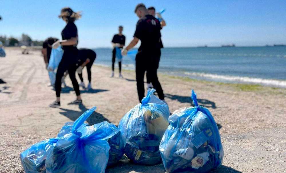  Uluslararası Kıyı Temizleme Günü’nde 3 şehirde 35 bin metrekare kıyıda 3 ton çöp toplandı