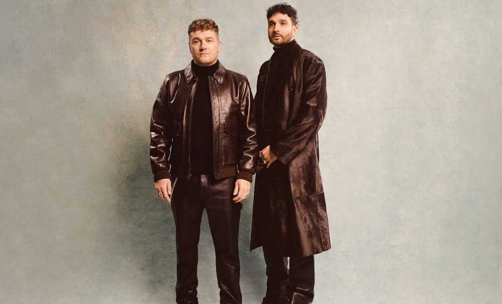 Adriatique, “Adriatique X” ile Türkiye’de müzikseverlerle buluşmaya hazırlanıyor. 