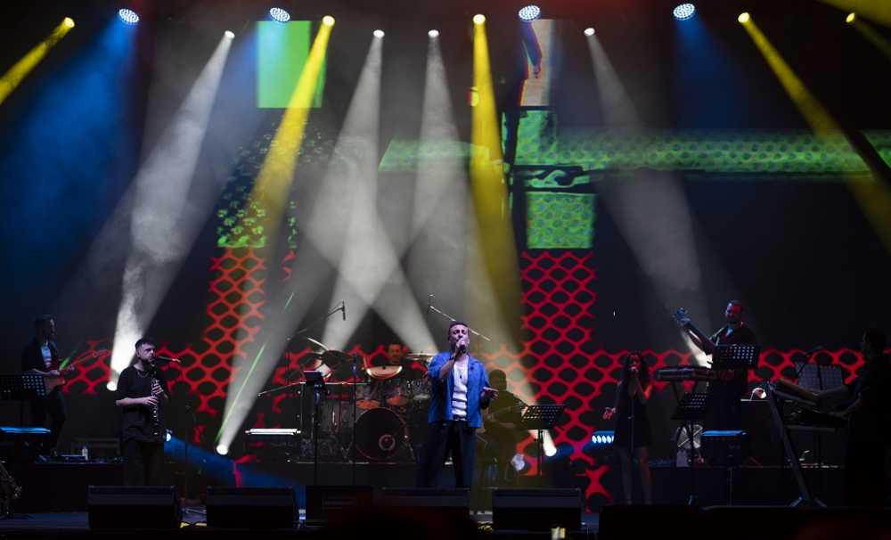 Bayram tatilinde gerçekleşen konser serileri, Ege ve Akdeniz otellerini rekor doluluğa ulaştırdı.