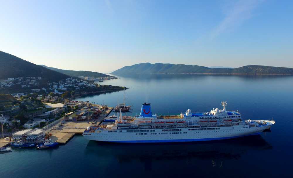 Bodrum’da Kruvaziyer Turizm Sezonu Thomson Spirit İle Başladı