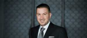 Özen Kuzu, Kuzugrup GYO’nun kontrolünü tek başına üstlendi.