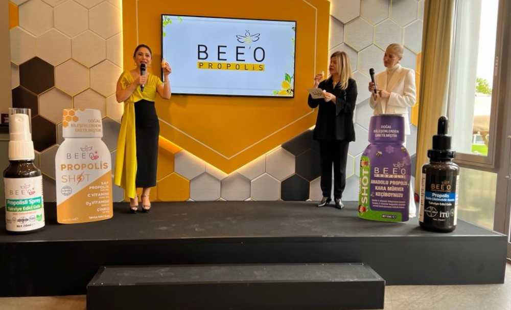 BEE’O Propolis 10. yılını; Burcu Esmersoy ve birçok ünlü ismin katılımıyla Feriye İstanbul'da kutladı