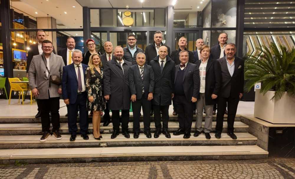 Ege Turistik İşletmeler ve Konaklamalar Birliği (ETİK),Bosna Hersek heyetini İzmir’de ağırladı. 