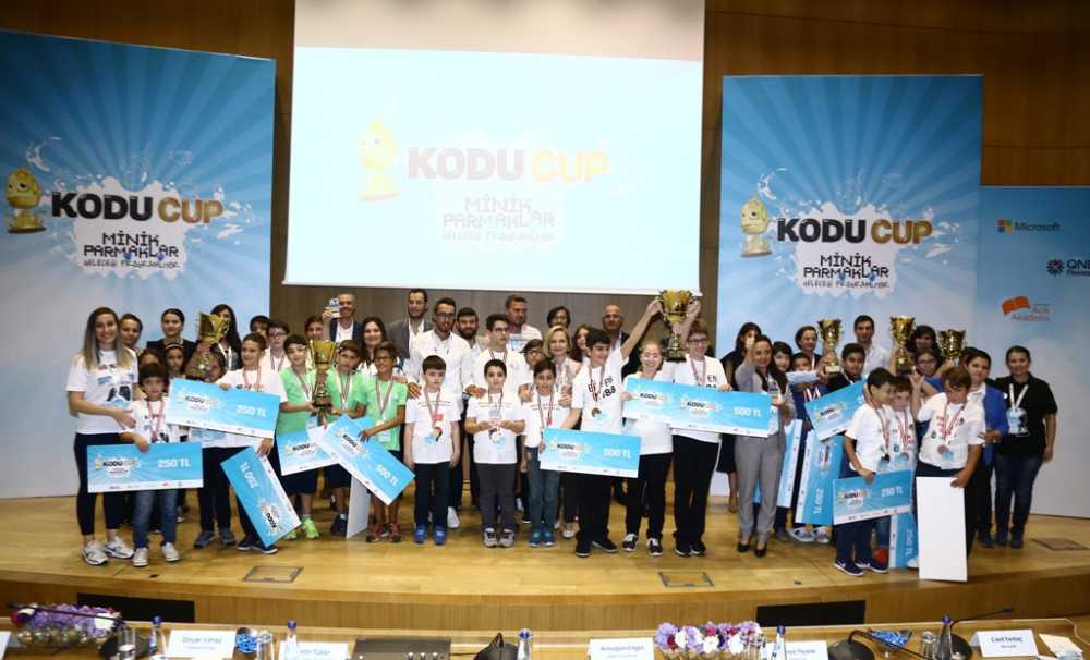 Geleceğin Bilişim Dehaları Kodu Cup’ta Turizm İçin Kod Yazdı