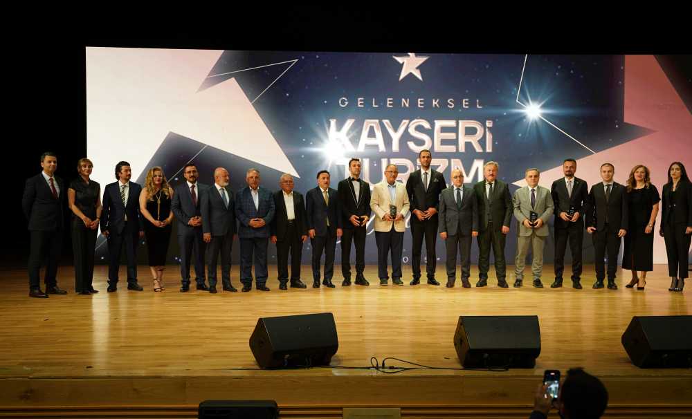 Kayseri Turizm Ödülleri” töreni, şehrin turizm potansiyeline katkı sunan isimlerini bir araya getirdi.