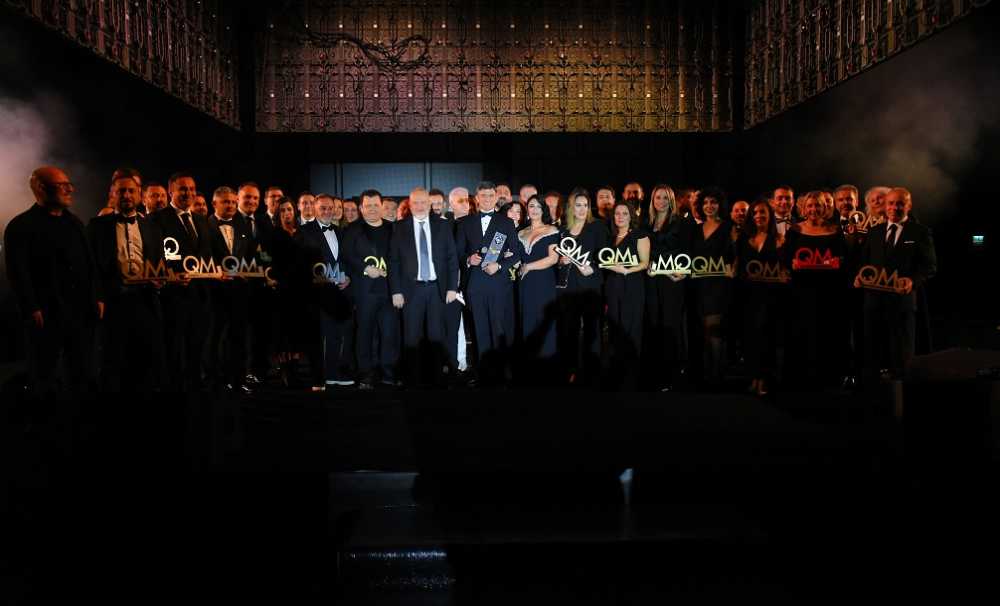 QM Awards’ın 15. Yıl Gala Gecesi,  Nest Kongre Merkezi’nde gerçekleştirildi.