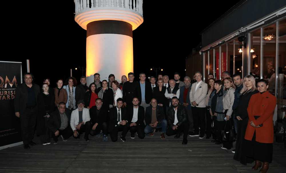 QM Awards’ın 15. yıl lansmanı, Selçuk Meral’in ev sahipliğinde gerçekleştirildi.