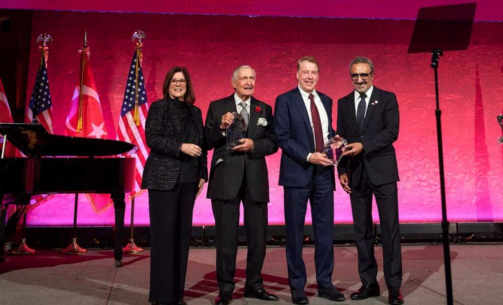 Rahmi M. Koç ve Bill Ford’a New York’ta Prestijli Onur Ödülü
