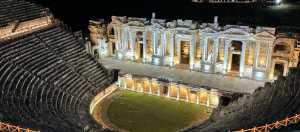 “Gece Müzeciliği” projesinin lansmanı, Denizli’deki Hierapolis Örenyeri’nde gerçekleştirildi.