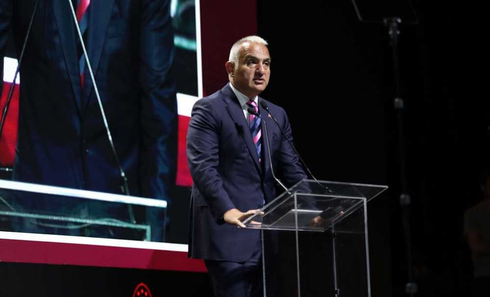  “4. Global GastroEkonomi Zirvesi” 23 Mayıs’ta Atatürk Kültür Merkezi’nde (AKM) gerçekleşti. 