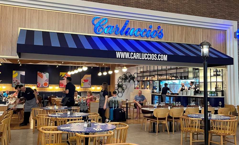  TUM, Carluccio’s’u İGA İstanbul Havalimanı’nda hizmete açtı.