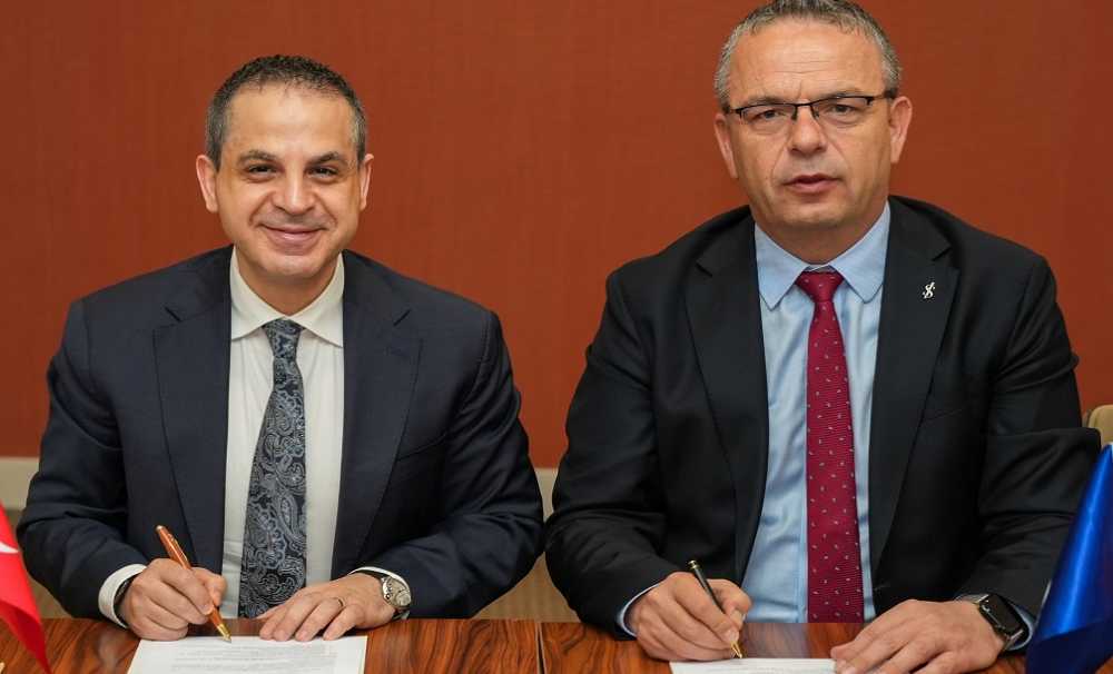 İş Bankası ve konaklama sektörünün çatı örgütü TÜROFED, iş birliği protokolü imzaladı.