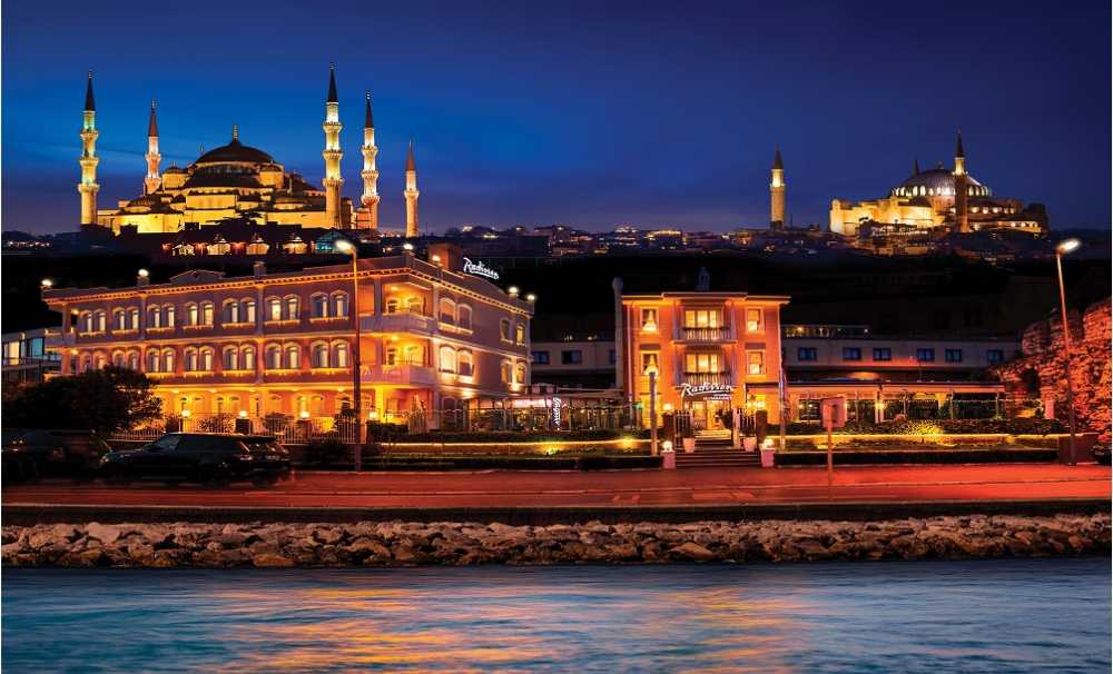 ARTAŞ GRUBU OTELLERİNDEN TEŞEKKÜRLERİN EN GÜZELİNİ HAK EDEN ANNELER İÇİN BİRBİRİNDEN GÜZEL HEDİYELER
