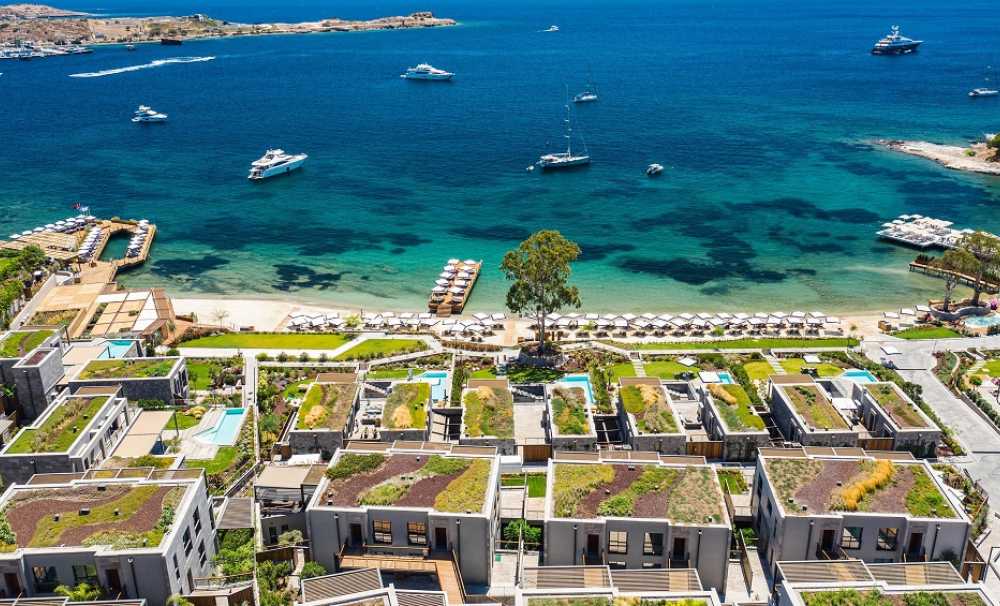 BODRUM’DA LÜKSÜN VE GASTRONOMİNİN YENİ ADRESİ: THE NORM LE CHIC KAPILARINI AÇIYOR