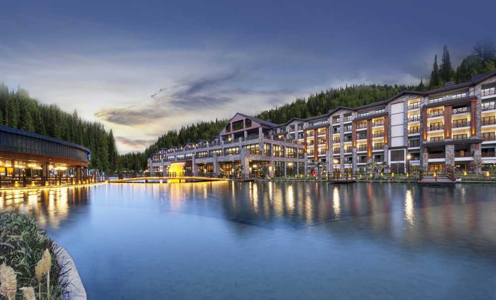 Elite World Grand Sapanca, Sömestr Tatilinde Aileleri Doğayla Buluşturuyor