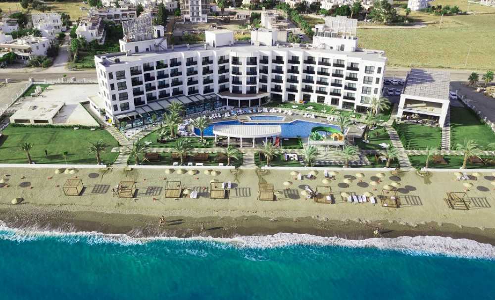  Elite World Resort Mersin Silifke misafirlerini ağırlamaya başladı. 