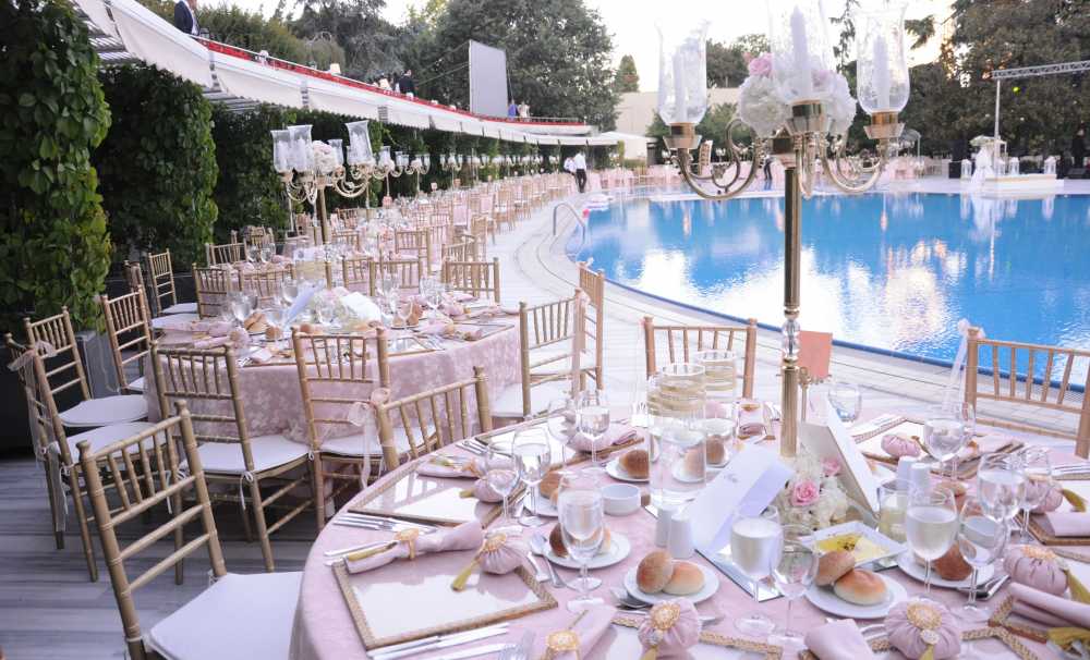 Hilton İstanbul Bosphorus’da Evlenen Çiftler Diledikleri Hilton’da Mükemmel Bir Balayı Kazanıyor