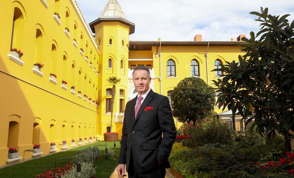  Reto Moser, Four Seasons Hotels Istanbul’un Genel Müdürlüğü görevine getirildi.