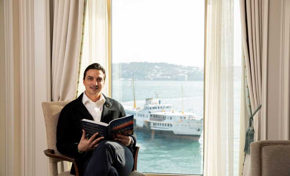 Shangri-La Bosphorus, Istanbul’un Genel Müdürü TJ Joulak, Julian Star Ödülü’ne layık görüldü.