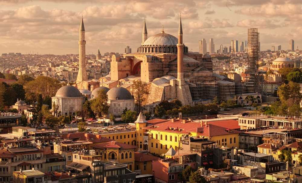 Tarihi yarımadanın kalbinde İstanbul’un hafızasına 30 yıldır eşlik eden Four Seasons Hotel Sultanahmet,