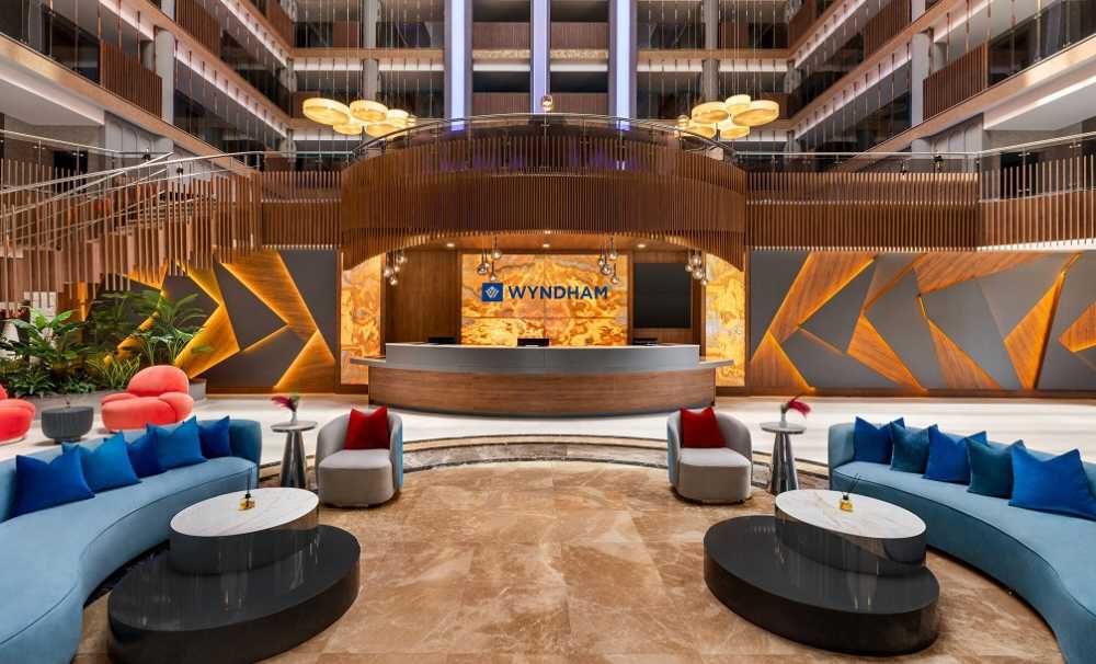 Wyndham Rewards,üyelerinin seviyelerini yıl sonuna kadar ücretsiz olarak bir üst seviyeye yükseltiyor 