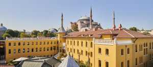  Four Seasons Hotels İstanbul Travel+Leisure okuyucularının oylarıyla belirlenen T+L 500 listesinde yerlerini aldı.