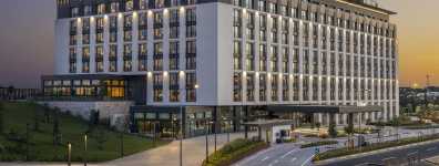 Hilton IstanbulAirport,misafirperverliğini iGA İstanbul Havalimanı’nın kalbine taşıyor.