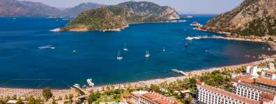  La Perla, eşsiz bir tatil deneyimi yaşatmak için 7Mayıs itibariyle sezona “merhaba” diyor. 