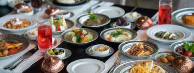The Marmara Taksim, Ramazan ayı boyunca misafirlerini özel bir iftar deneyimine davet ediyor.