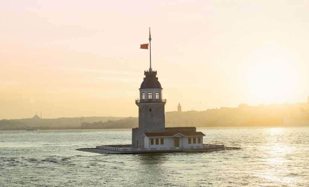 İstanbul Boğazı’nın incisi Kız Kulesi,11 Mayıs’ta kapılarını yeniden açıyor  