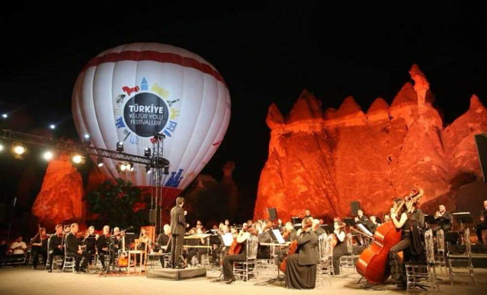 Kültür ve Turizm Bakanı Mehmet Nuri Ersoy,Türkiye Kültür Yolu Festivali’nde geri sayım başladı. 