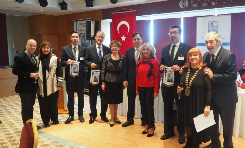 Skal International İstanbul Kulübü’nün ‘Sevgililer Günü’ Yemeği Gerçekleşti