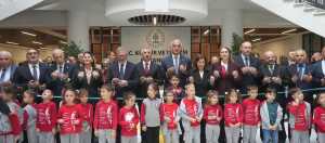 Kültür ve Turizm Bakanı Mehmet Nuri Ersoy, İl Halk Kütüphanesi ve Muradiye Mevlevihânesi’nin açılışlarını gerçekleştirdi. 