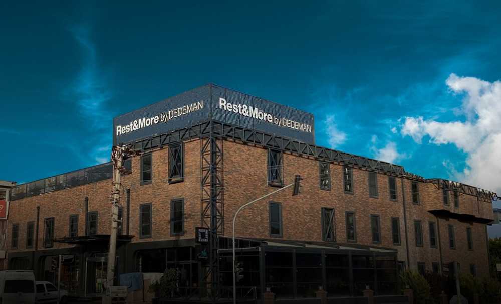 Dedeman Hotels & Resorts International, hizmet kalitesini, 1 ay içerisinde 3 şehre birden taşıdı.