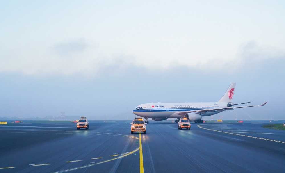 İGA İstanbul Havalimanı, ‘Cumhuriyet’in 100. Yılında 100 Havayolu’ hedefine Air China ile ulaştı. 