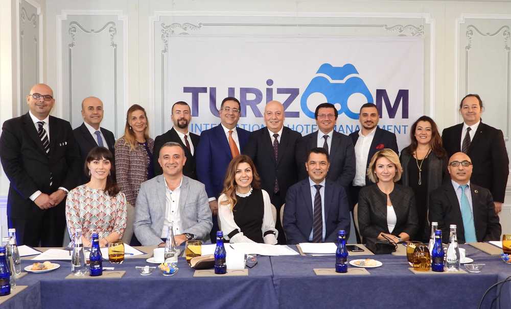 Turizoom yeni ekibiyle hedef büyüttü