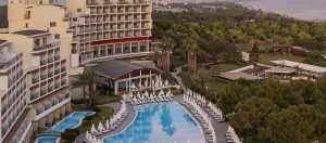 Akra Hotels, grup olarak da “Sürdürülebilirlik Ödülü”ne layık görüldü.