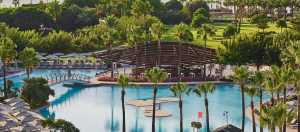 Barut Hotels,hizmet anlayışını uluslararası standartlarla destekliyor.