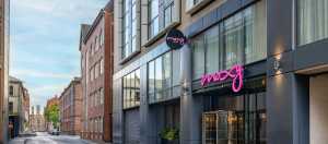 Marriott International, 100. Moxy otelinin açılışını duyurmanın gururunu yaşıyor. 