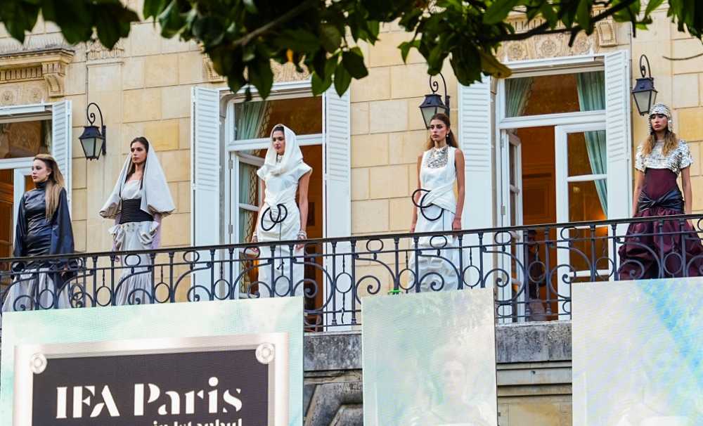 IFA PARIS İstanbul'dan Fransız Sarayı’nda Büyüleyici Mezuniyet Defilesi