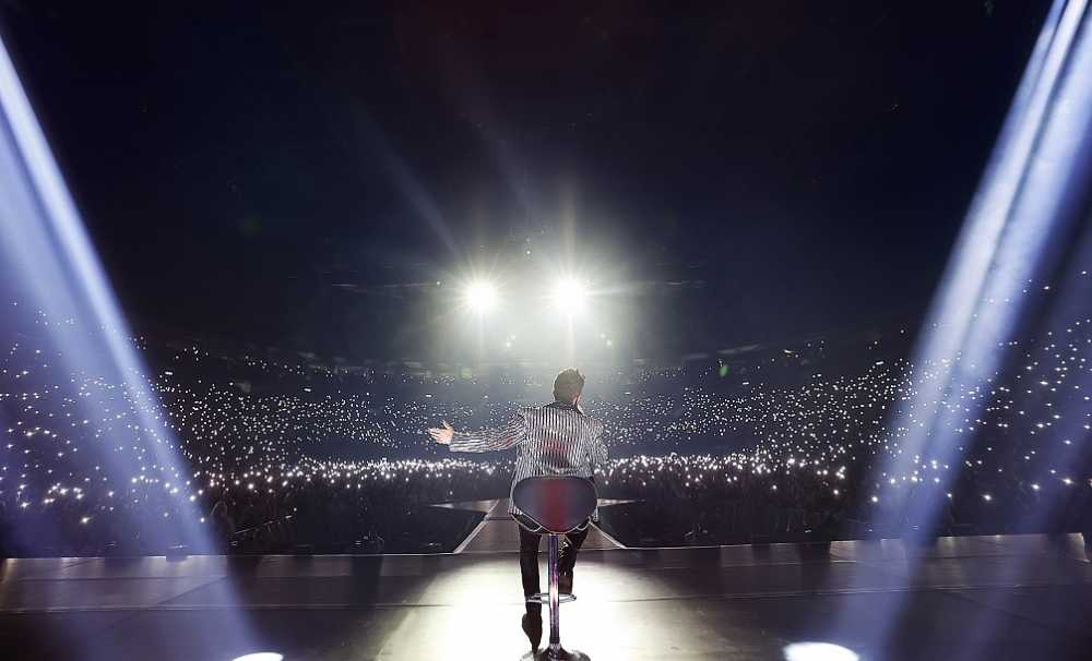  Tarkan, şimdi Avrupa’daki sevenleriyle buluşuyor.