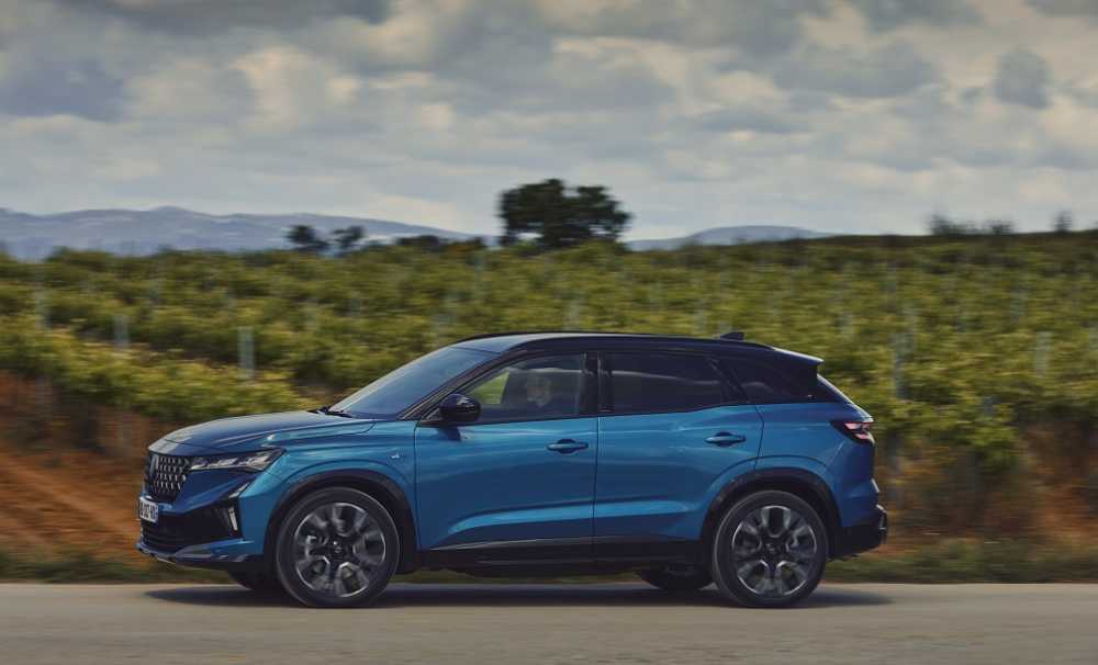 Renault’nun C segmentindeki iddiasını ileriye taşıyan Yeni Renault Austral Türkiye’de yollara çıktı.