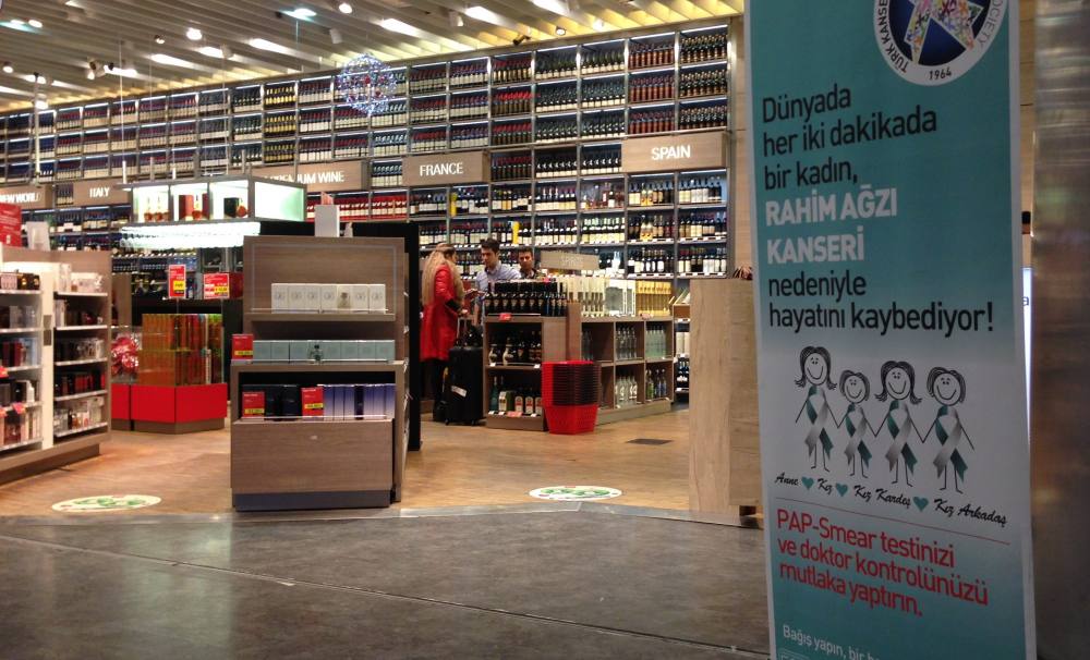 ATÜ DUTY FREE ’den Türk Kanser Derneği'ne tam destek