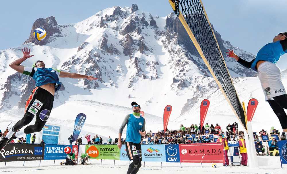 Kar Voleybolu Avrupa Kupası Erciyes’te Başladı